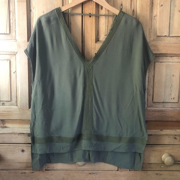 ASTR The Label Large Green Blouse - Picture 1 of 7